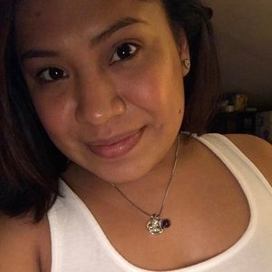 Meet your Posher, Magaly